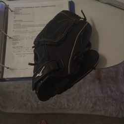 Softball Glove 