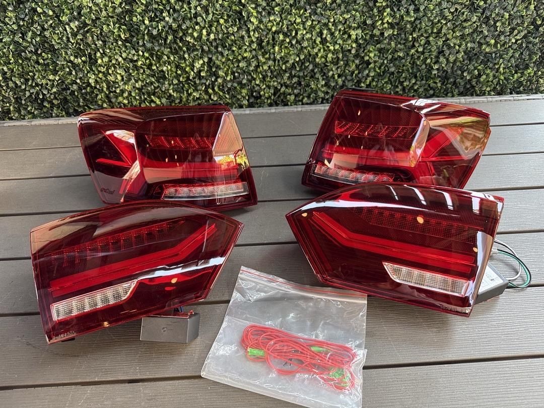 11-14 Volkswagen Jetta Sagitar Sedan red and clear