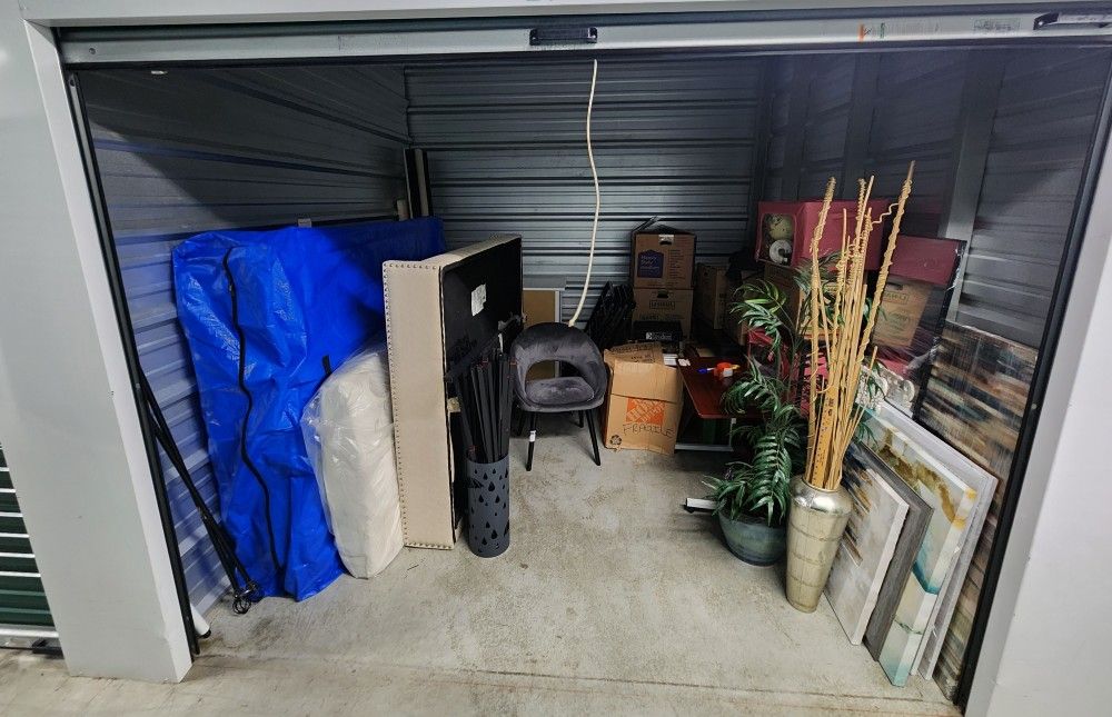 Storage BUY OUT  - Everything Must Go 