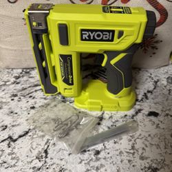 RYOBI Lithium Cordless Craft 4-in-1 Stapler/Nailer 