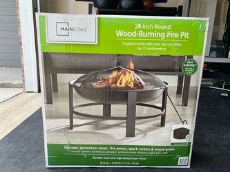$50 FIRM PRICE! Mainstays 28-Inch Round Steel Wood-Burning Fire Pit with PVC cover.