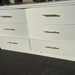 Dresser, fair condition