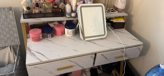 Makeup Vanity