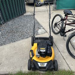 2024 Dewalt Self-Propelled Lawn Mower