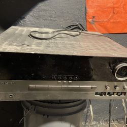 Harman Kardon Stereo
