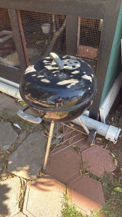 Tall barbecue