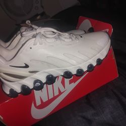 Brand New Nike Air Max DN8 