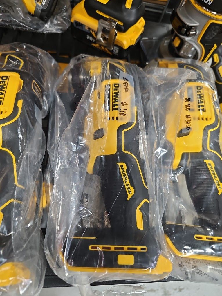 Dewalt 20v Max Multitool Atomic Tools & Machinery