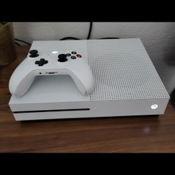 Xbox One S 