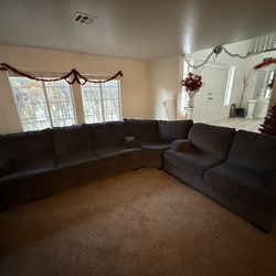 Sectional couch