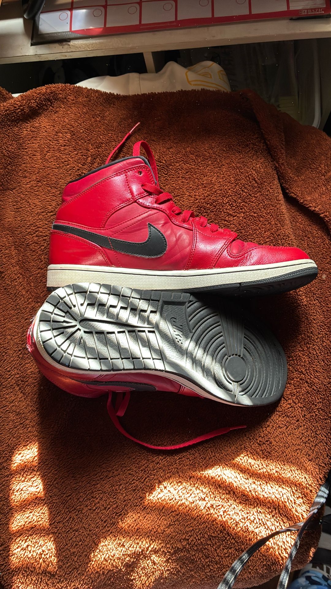 Air Jordan 1 Retro Gym