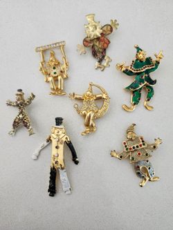 Vintage Clown Brooch / Lapel Pin Collection – Lot of 7 (5 articulated)