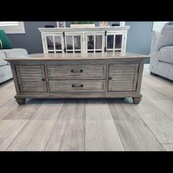 Lift-top Storage Table