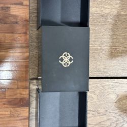 Golden Concept Apple Watch Case