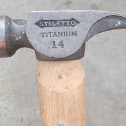 HAMMER STILETTO TITANIUM 14"!   USED ONLY SOMETIMES!! IN GREAT CONDITION!
