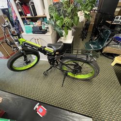 SMLRO S11 Full Suspension Folding Mountain Snow Bike 1000W  1000W Motor 48V 10Ah: This electric bike features a powerful 1000W brushless mo