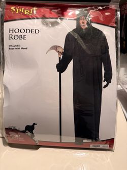 Spirit Halloween Adult Hooded Robe Costume