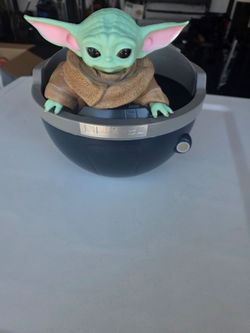 Baby Yoda popcorn bucket