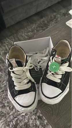 maison mahira shoes