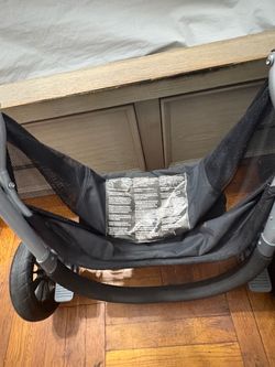 Even Flo stroller car seat set