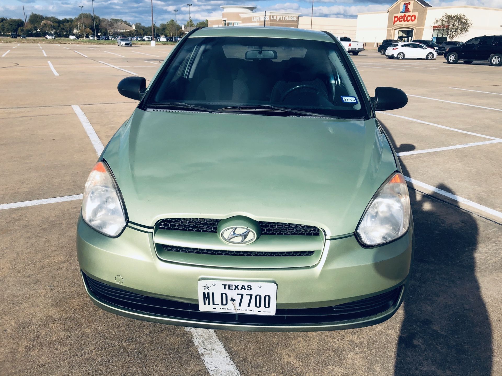 2009 Hyundai Accent for Sale in Houston, TX - OfferUp