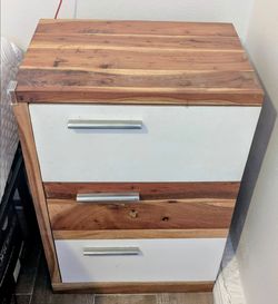 Solid Wood Nightstand Storage Drawer Wood Grain Finish Sturdy Construction