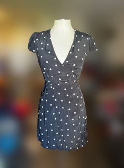 Women’s Clothes - Dresses, Skirts, Sweaters