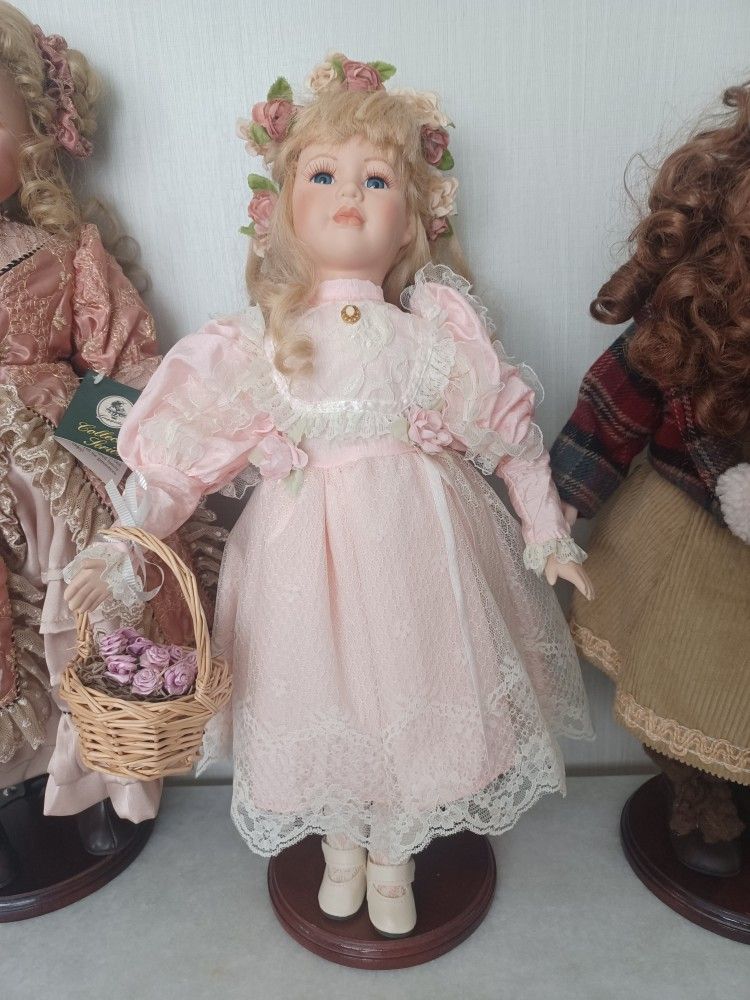 Geppeddo porcelain 3 beautiful handmade collector series dolls $50 each or $120 for all 3 Cash Only south Austin No box no deliver