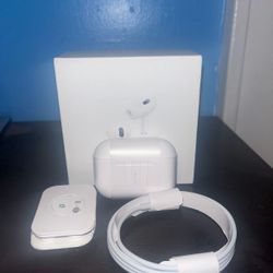 Apple AirPods Pro 2nd Generation with MagSafe Wireless Charging Case - White