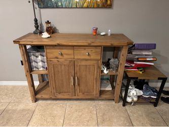 Kitchen table and buffet