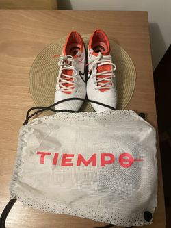Nike Tempo Legend 10 Elite