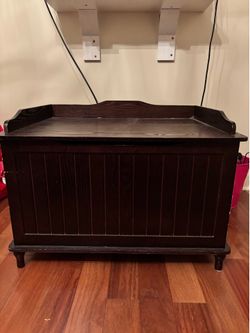 Storage bench