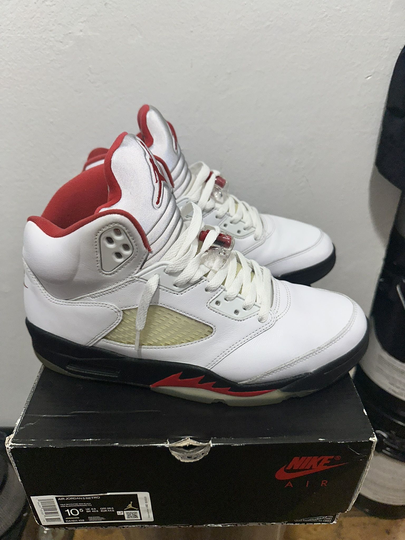 Air Jordan 5 Retro "Fire Red" (2020 release)