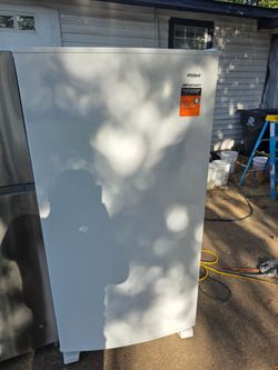 20 Cu. Ft. Upright Freezer With LED Lighting