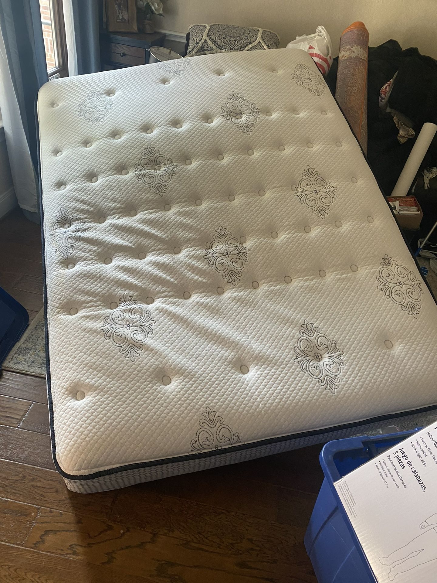 Queen Pillow top Mattress for Sale in San Antonio, TX OfferUp