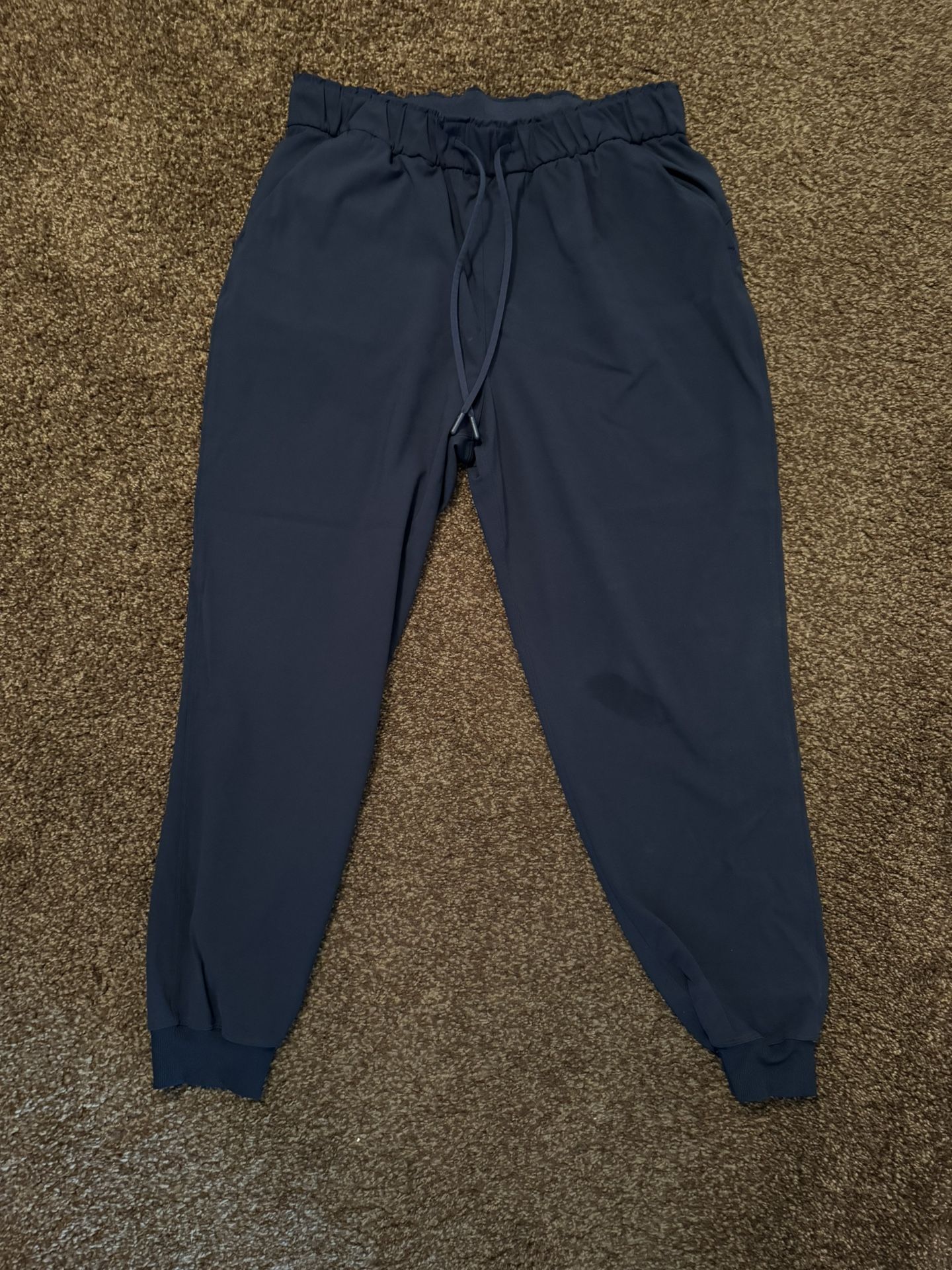 $40-Lululemon Women’s Joggers Size 12