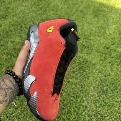 Air Jordan 14 Retro 'Ferrari' 2025