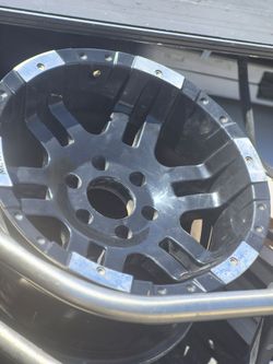Rims 17 rines  bolt pattern 6 x135mm