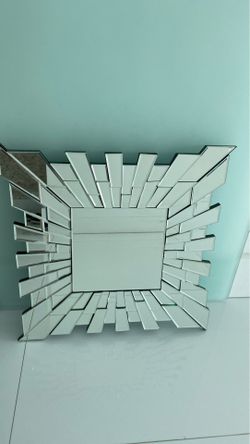 Mirror 23 1/2 x 23 1/2