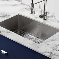 Under Mount Sink by Swiss Madison