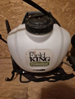 Backpack Sprayer Lot And Scott's Seeders
