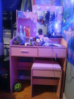 Vanatiy pink with the seat