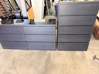 Black wood dresser set