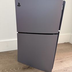 Used Playstation 5 PS5 with Silver Plate