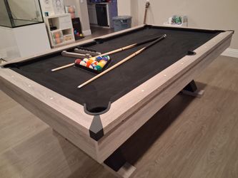 Pool table
