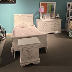 White 4PC Twin Bedroom Set