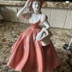 Colport Ladies Of Fashion Figurine