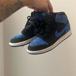 13 Boys Jordan 1 