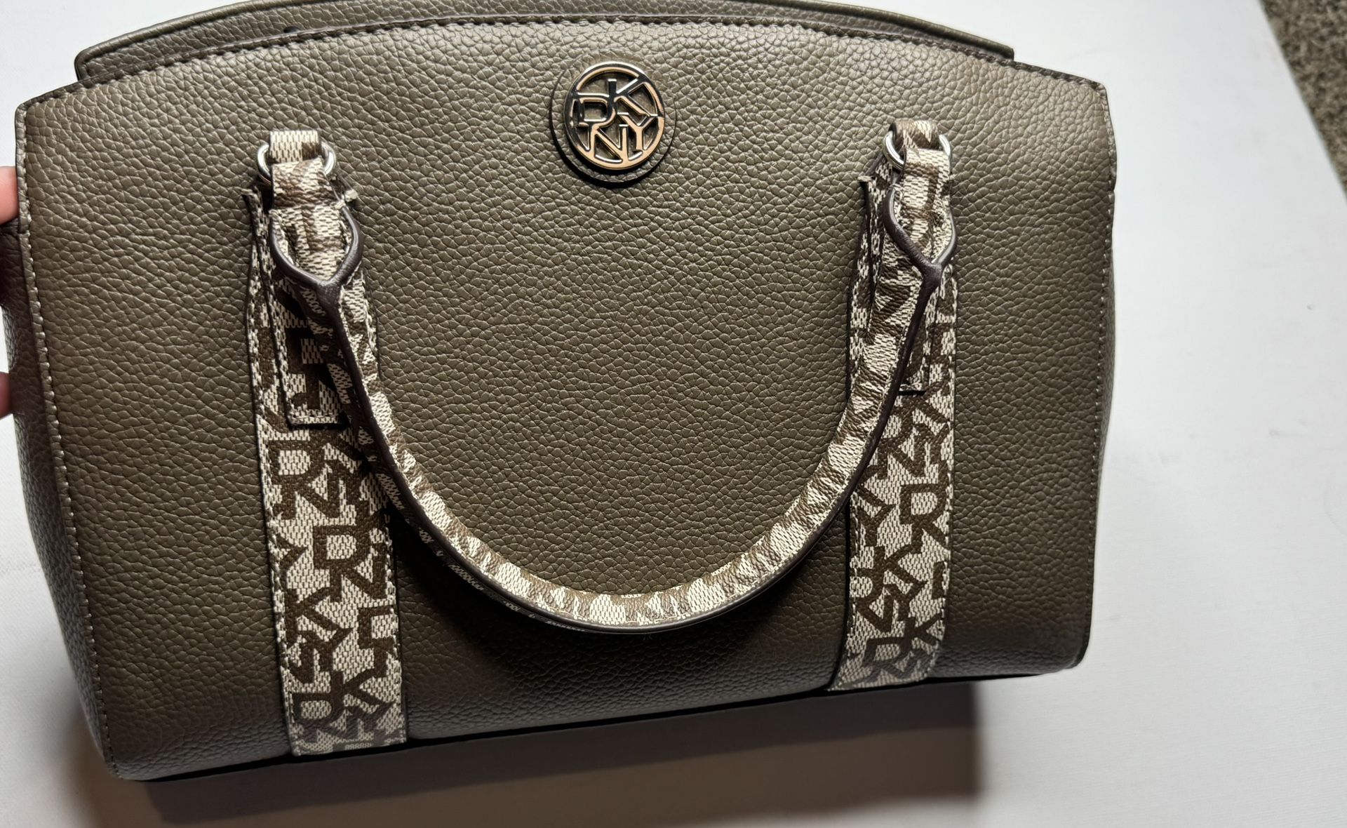 DKNY Womens Bag - Dela Satchel Logo Crossbody Handbag - Faux leather Dark Clay