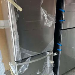 Whirlpool Refrigerator 